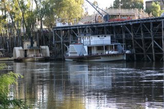 Echuca Wharf  NSW Side